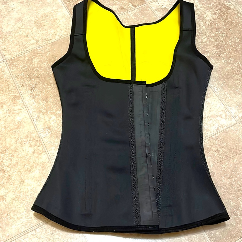 Colombian waist trainer 💗